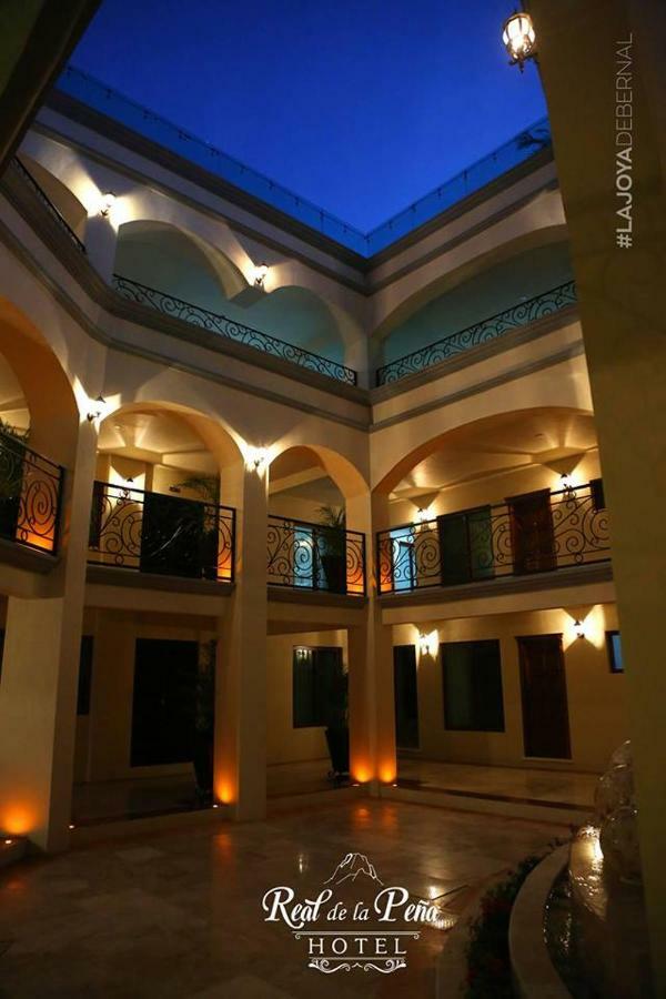 Hotel Real De La Pena Бернал Екстериор снимка